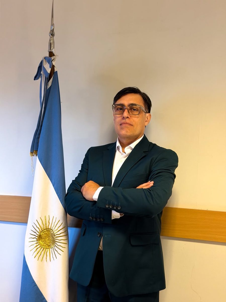 Guillermo Andrés Sandoval, abogado